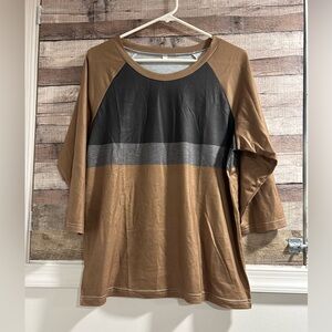 NWOT Loose Printed T-Shirt